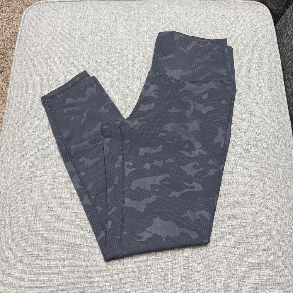 ZYIA Activewear Battleship Gray Camo Luxe Leggings